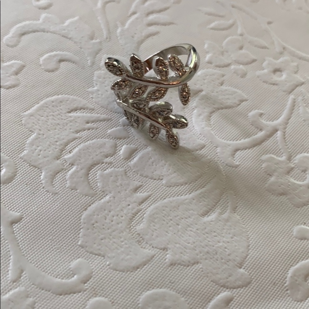 Silver ring - Picture 2 of 2